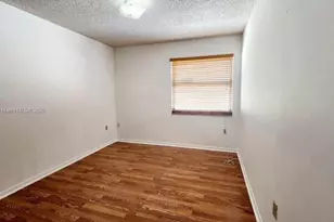 141 SW 113th Ave, Sweetwater, FL 33174 - Photo 11