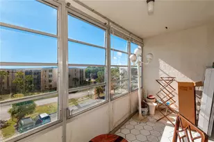 2800 Somerset Dr, Lauderdale Lakes, FL 33311 - Photo 13