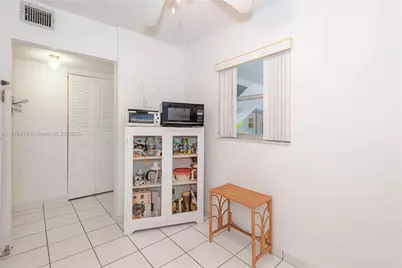 2800 Somerset Dr #115J, Lauderdale Lakes, FL 33311 - Photo 5