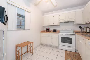 2800 Somerset Dr, Lauderdale Lakes, FL 33311 - Photo 3