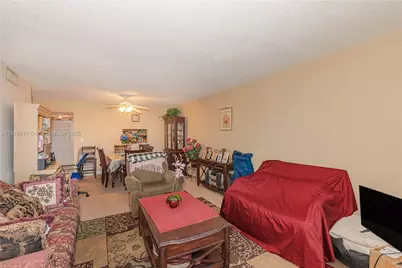 2850 Somerset Dr #308L, Lauderdale Lakes, FL 33311 - Photo 9