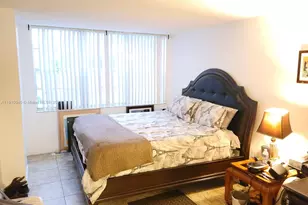 1400 St Charles Pl, Pembroke Pines, FL 33026 - Photo 3