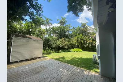 350 Hibiscus Dr #350, Miami Springs, FL 33166 - Photo 9