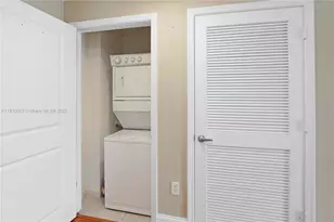 10 Aragon Ave, Coral Gables, FL 33134 - Photo 5