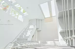 8277 NW 34th St, Doral, FL 33122 - Photo 3