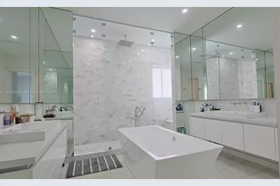 8277 NW 34th St, Doral, FL 33122 - Photo 13