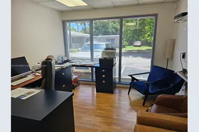 125 NE 8th St #7, Homestead, FL 33030 - Photo 7