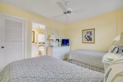 555 NW 4th Ave #2200, Boca Raton, FL 33432 - Photo 23