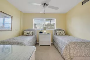 555 NW 4th Ave, Boca Raton, FL 33432 - Photo 21