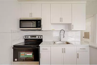 4658 Myla Ln #4658, West Palm Beach, FL 33417 - Photo 5