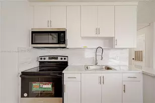 4658 Myla Ln, West Palm Beach, FL 33417 - Photo 5