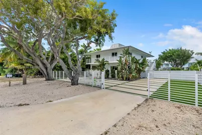 165 Ocean Dr, Tavernier, FL 33070 - Photo 3