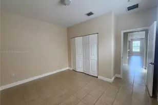 14722 SW 12th St, Pembroke Pines, FL 33027 - Photo 15
