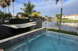 8850 NW 98th Ct, Doral, FL 33178 - Photo 23