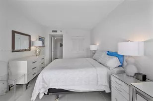 3640 Yacht Club Dr, Aventura, FL 33180 - Photo 25