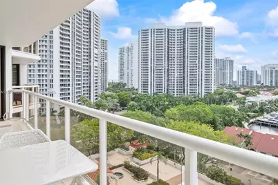 3640 Yacht Club Dr #1107, Aventura, FL 33180 - Photo 31