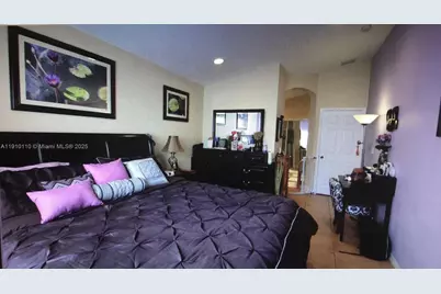 2065 SE 14th St, Homestead, FL 33035 - Photo 15