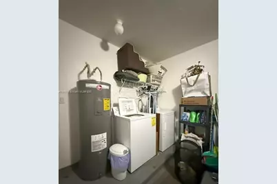 2065 SE 14th St, Homestead, FL 33035 - Photo 25