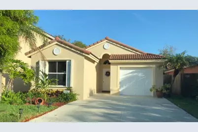 2065 SE 14th St, Homestead, FL 33035 - Photo 1