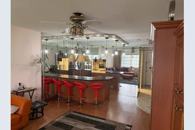 410 SE 2nd St #105, Hallandale Beach, FL 33009 - Photo 3