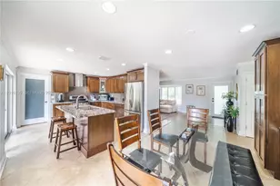 10320 SW 91st St, Miami, FL 33176 - Photo 13