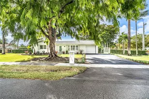 10320 SW 91st St, Miami, FL 33176 - Photo 7