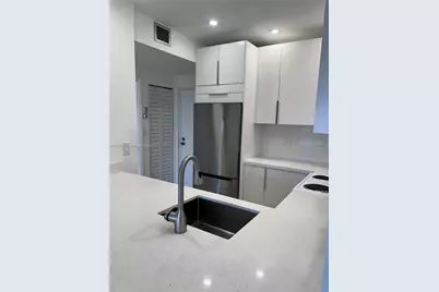 400 N Riverside Dr #512, Pompano Beach, FL 33062 - Photo 5