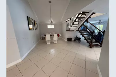 8771 NW 153rd Ter, Miami Lakes, FL 33018 - Photo 5