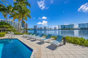 3245 NE 184th St, Aventura, FL 33160 - Photo 25