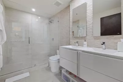 808 Brickell Key Dr #2601, Miami, FL 33131 - Photo 37