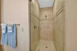 678 Hermitage Cir, Palm Beach Gardens, FL 33410 - Photo 49