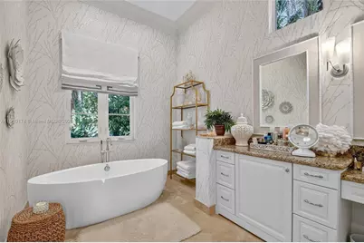 678 Hermitage Cir, Palm Beach Gardens, FL 33410 - Photo 35