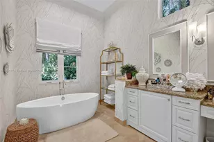 678 Hermitage Cir, Palm Beach Gardens, FL 33410 - Photo 35