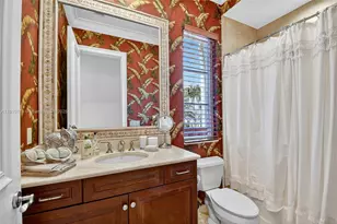 678 Hermitage Cir, Palm Beach Gardens, FL 33410 - Photo 43