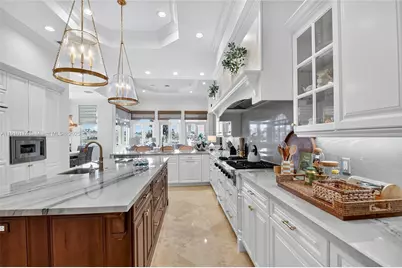 678 Hermitage Cir, Palm Beach Gardens, FL 33410 - Photo 23