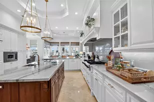 678 Hermitage Cir, Palm Beach Gardens, FL 33410 - Photo 23