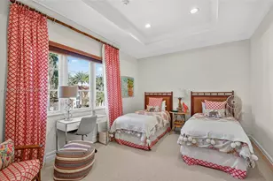 678 Hermitage Cir, Palm Beach Gardens, FL 33410 - Photo 41