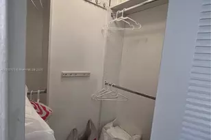 540 Brickell Key Dr, Miami, FL 33131 - Photo 15