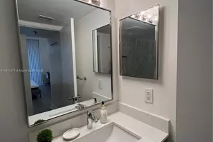 540 Brickell Key Dr, Miami, FL 33131 - Photo 17