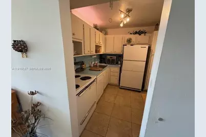 3625 N Country Club Dr #304, Aventura, FL 33180 - Photo 9