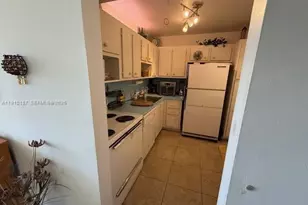 3625 N Country Club Dr, Aventura, FL 33180 - Photo 9