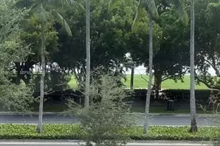 3625 N Country Club Dr, Aventura, FL 33180 - Photo 23