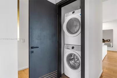 398 NE 5th St #1801, Miami, FL 33132 - Photo 23