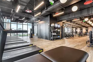 398 NE 5th St, Miami, FL 33132 - Photo 31