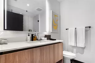 398 NE 5th St, Miami, FL 33132 - Photo 11