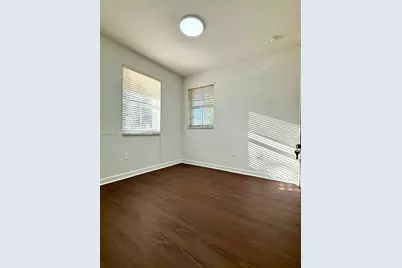 8675 NW 109th Ct, Doral, FL 33178 - Photo 17