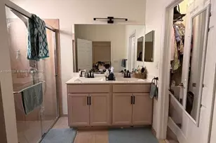 470 SE 34th Terrace, Homestead, FL 33033 - Photo 7