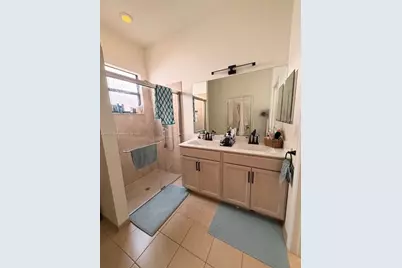 470 SE 34th Ter, Homestead, FL 33033 - Photo 11