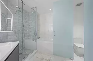 851 NE 1st Ave, Miami, FL 33132 - Photo 21