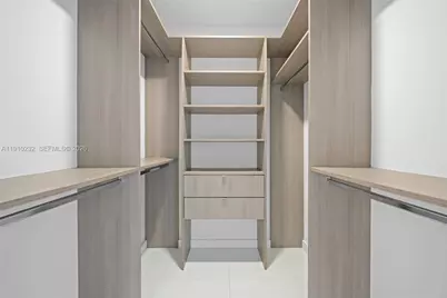 851 NE 1st Ave #4204, Miami, FL 33132 - Photo 19